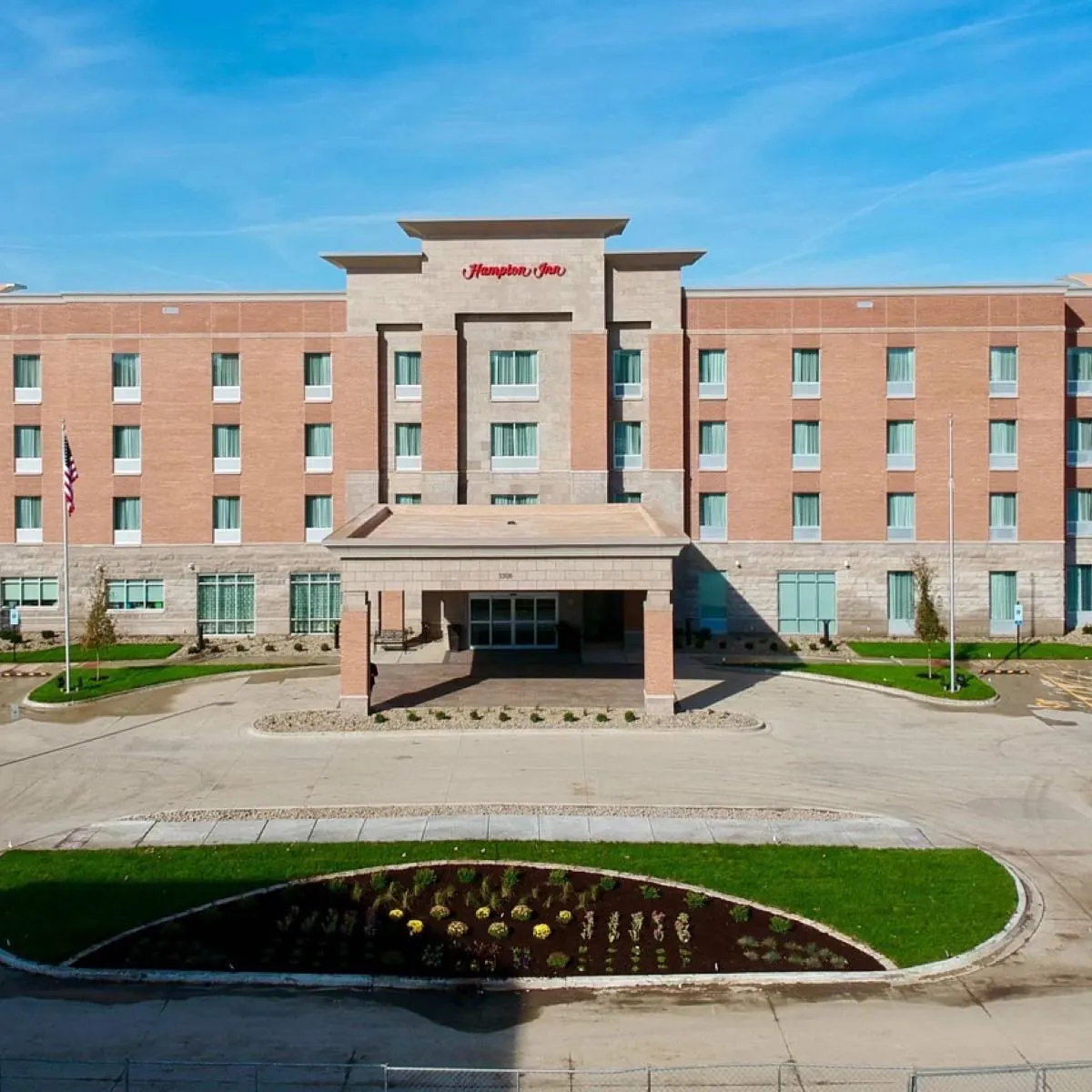 Front exterior of Hampton Inn Champaign Southwest