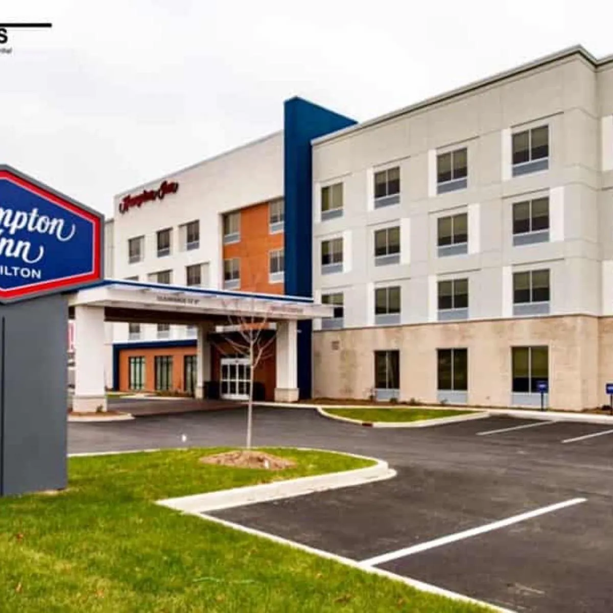 Indoor pool at Hampton Inn Decatur/Mt. Zion