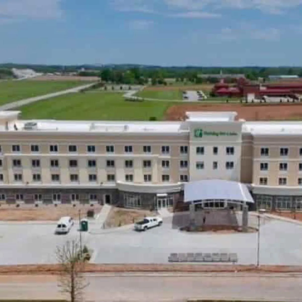 Holiday Inn Kentucky exterior