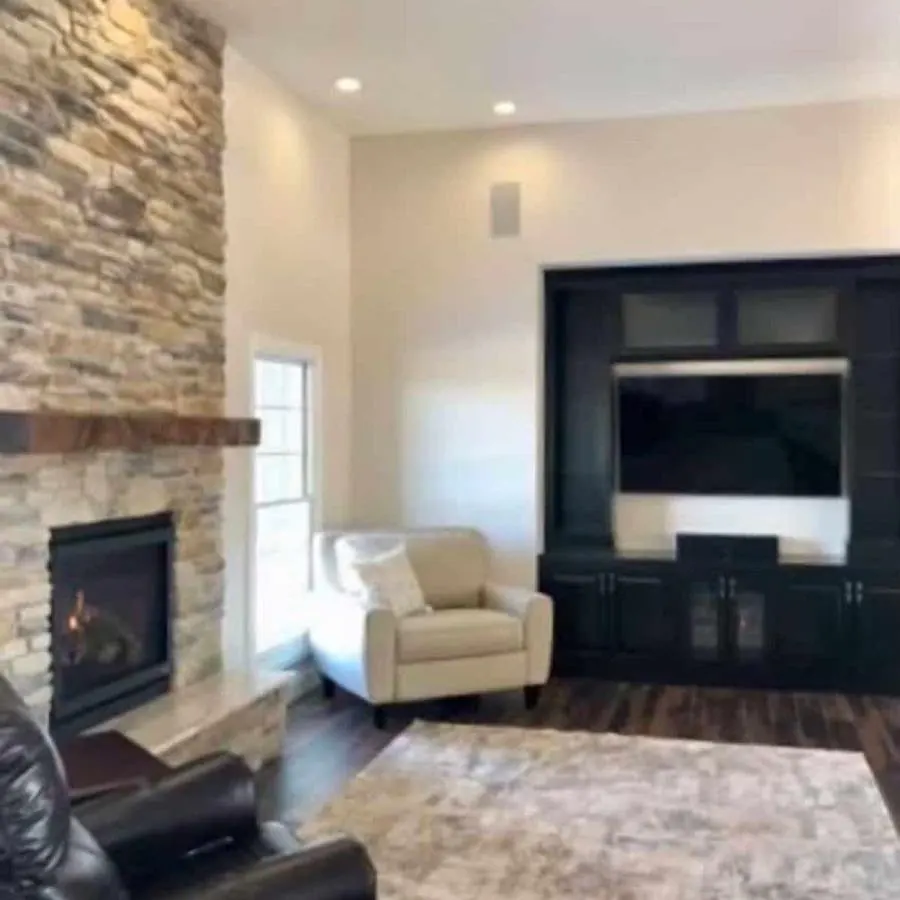 Living room with fireplace